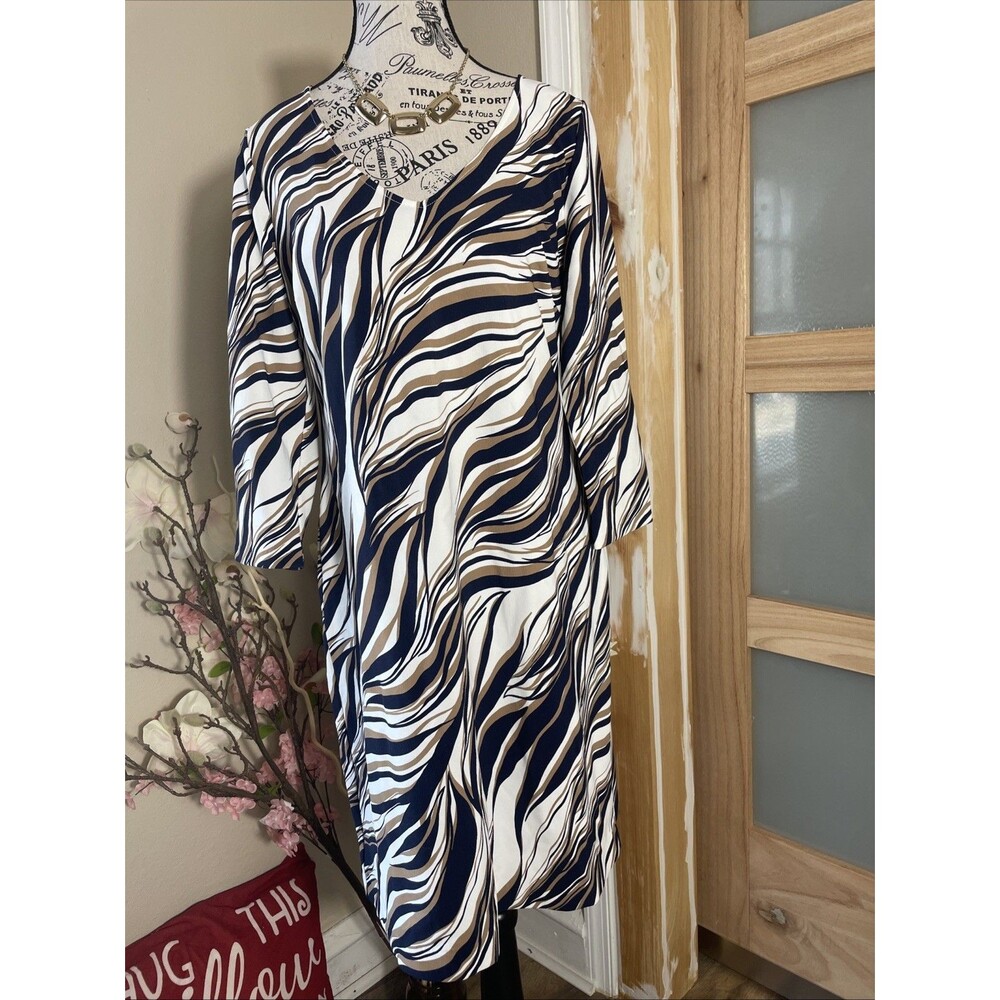 Boston Proper Beyond Travel Zebra Print Dress Womens M Stretch Knit Midi - Picture 1 of 9